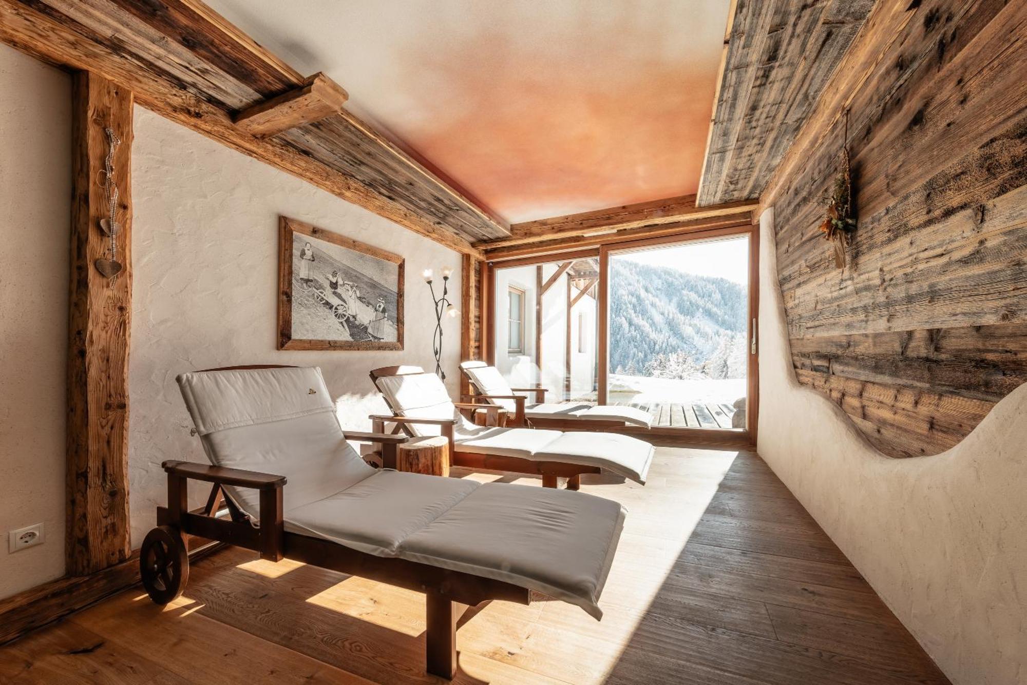 Hotel Pension Odles San Martino in Badia Exterior photo