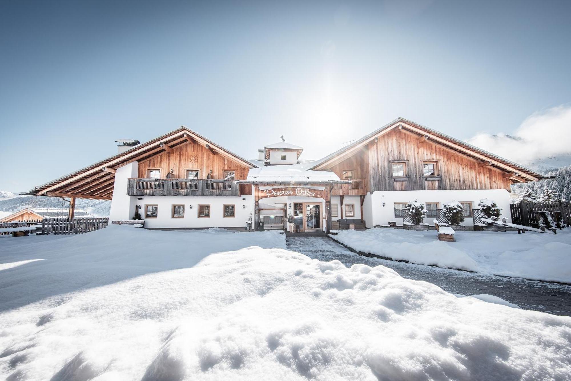 Hotel Pension Odles San Martino in Badia Exterior photo